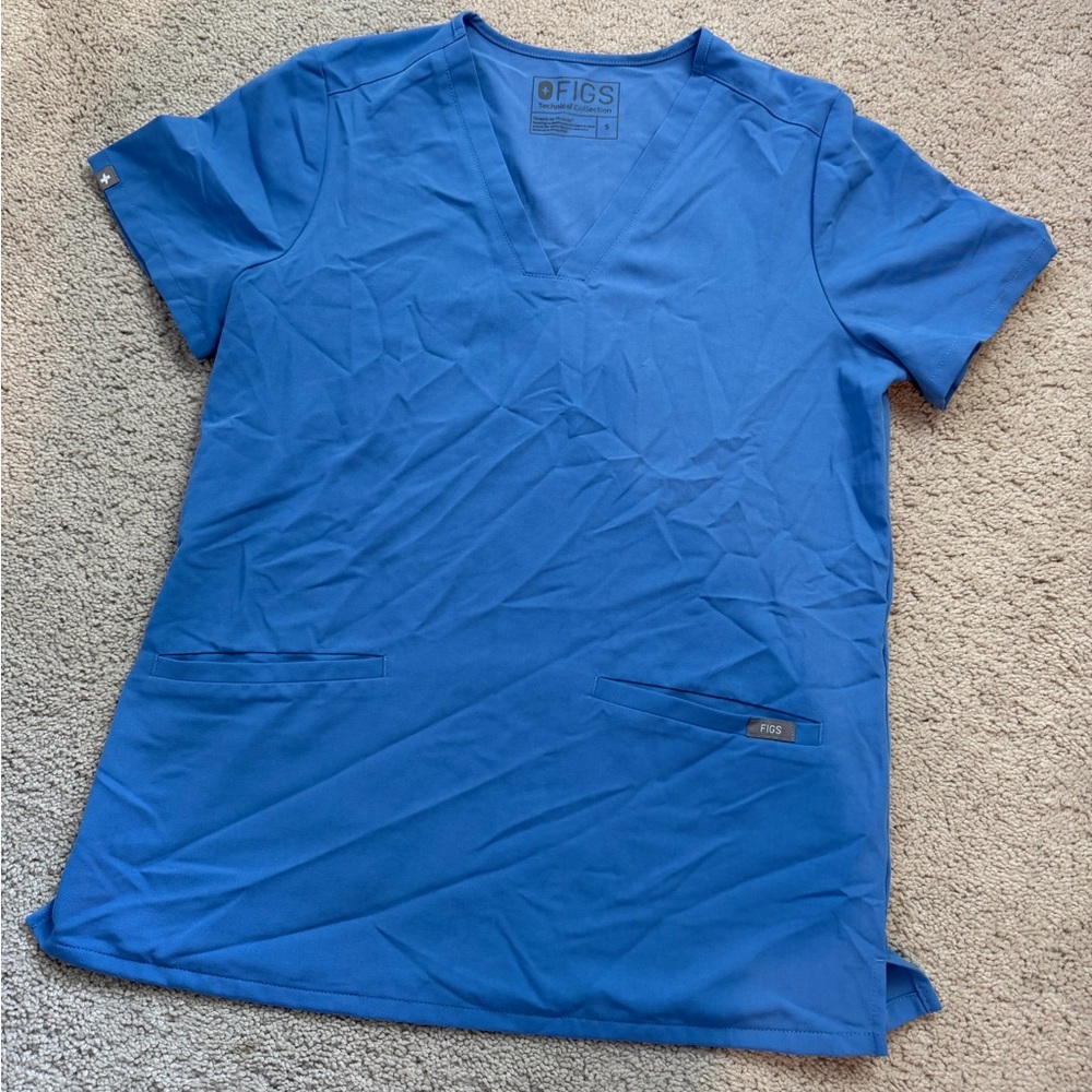 Figs women’s ceil blue top Small